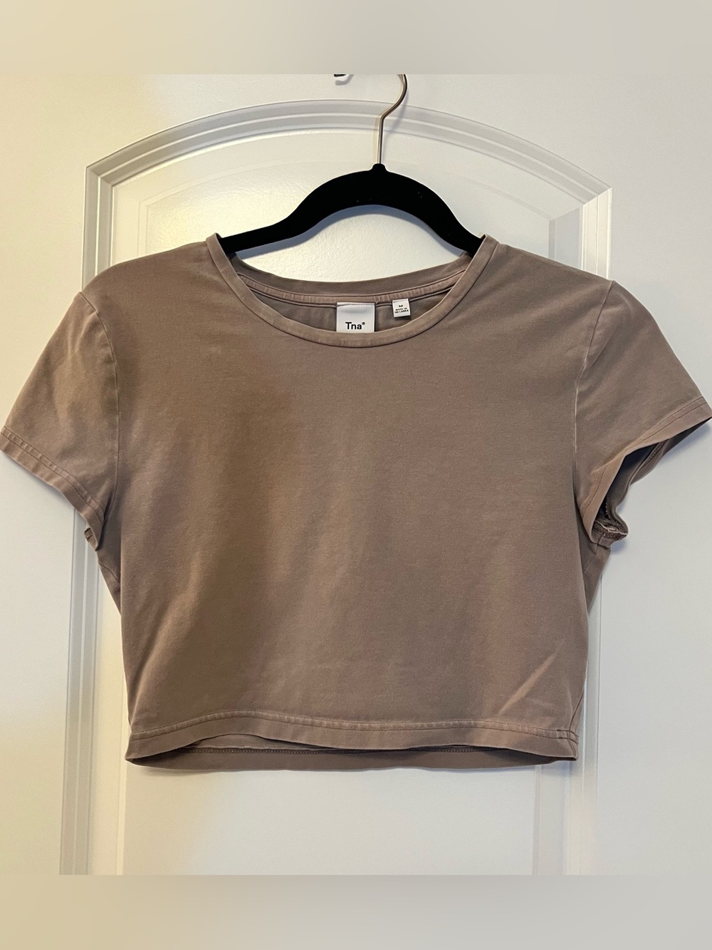 Aritzia Tna Chill Ortiz Cropped T-Shirt Taupe Brown - Size M